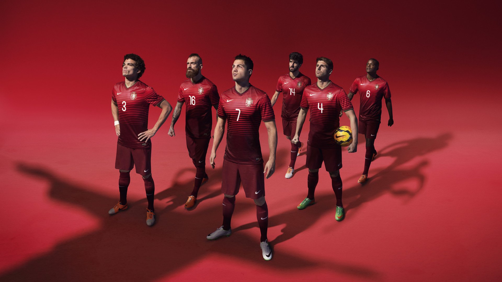 巴萨门神表现抢眼，扑救精准力挽狂澜，巴萨的传奇门将